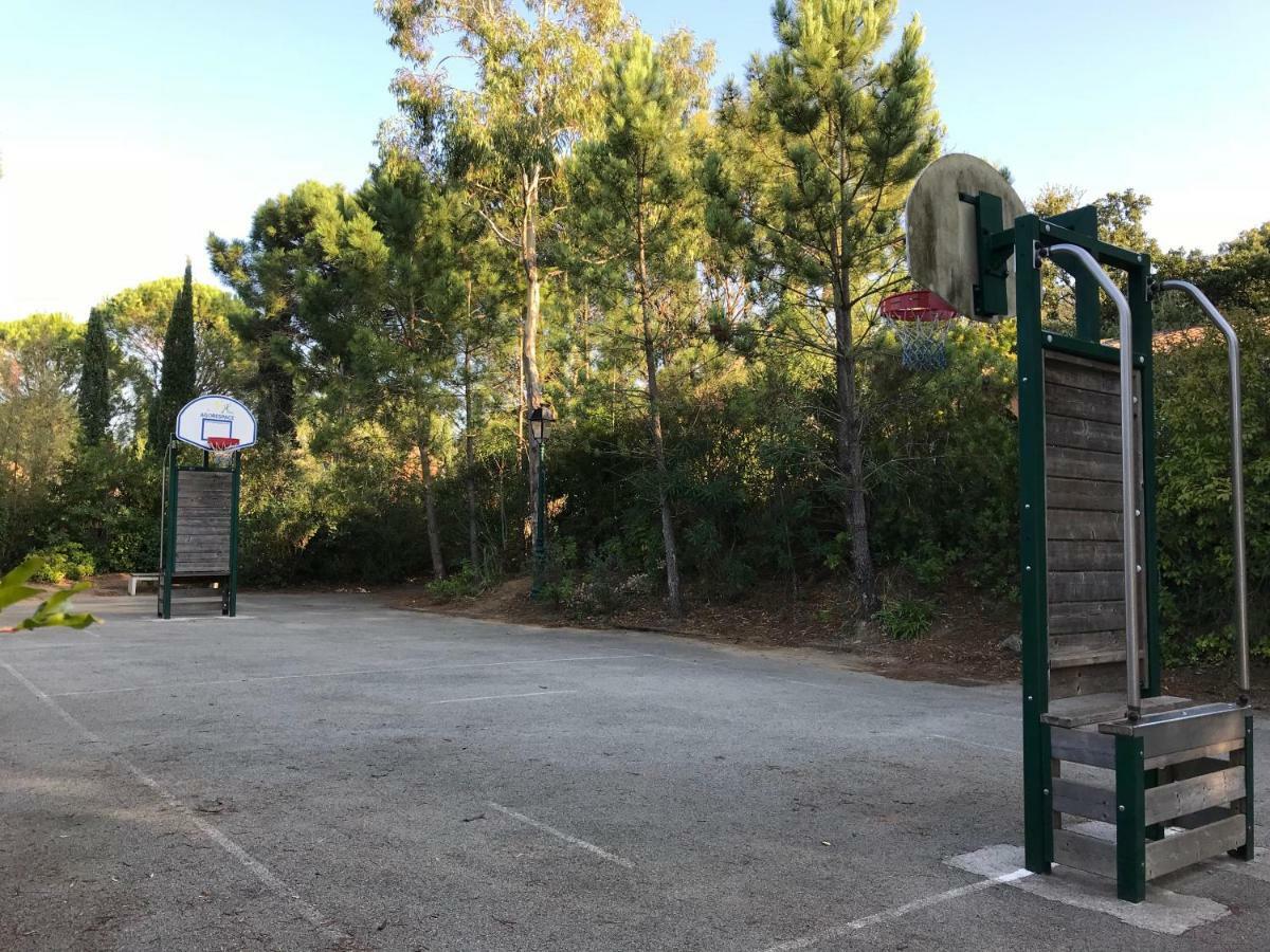 Les Restanques, Bastides Vue Golfe Saint Tropez Grimaud Exterior foto